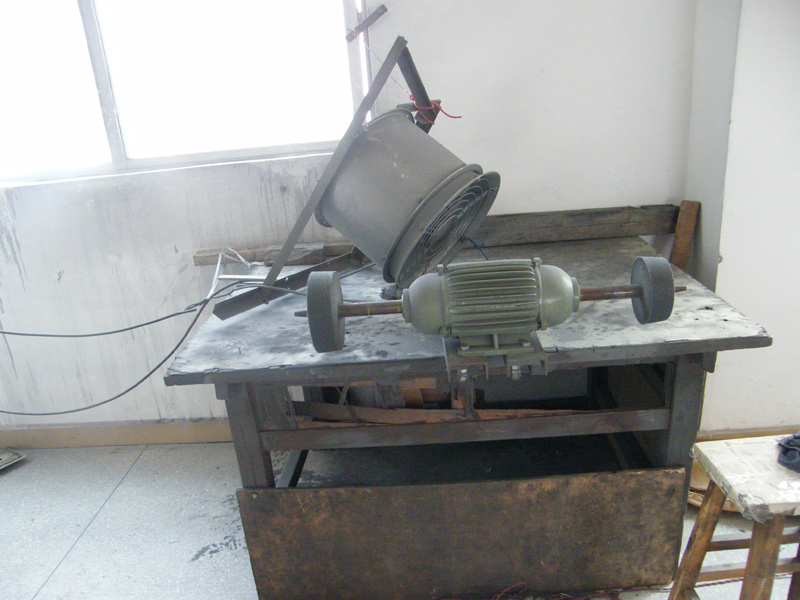 Floor planing machine