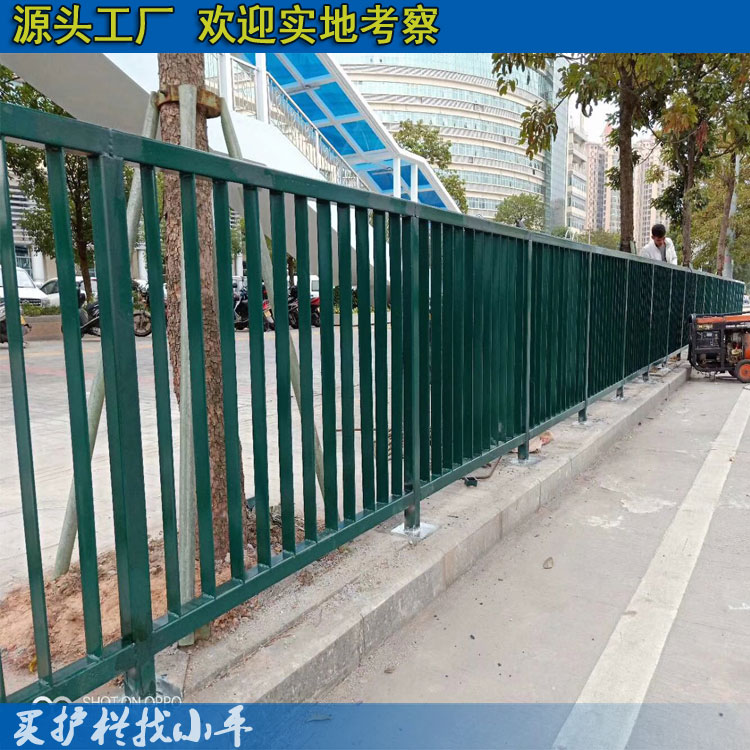 海口實心京式護欄批發(fā) 三亞道路隔離護欄 景觀道路圍欄