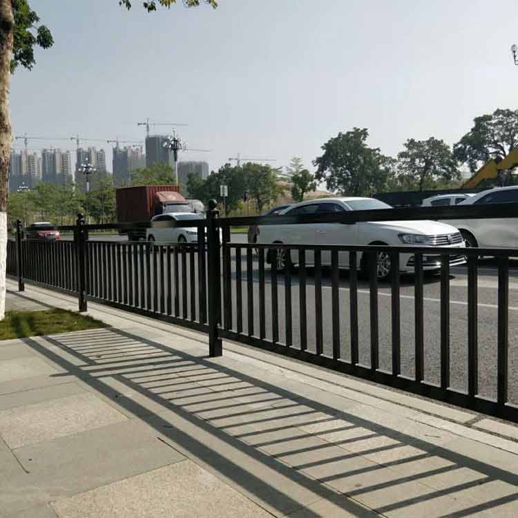 惠州市政道路欄桿價格 黑色甲型護欄定做原始圖片2
