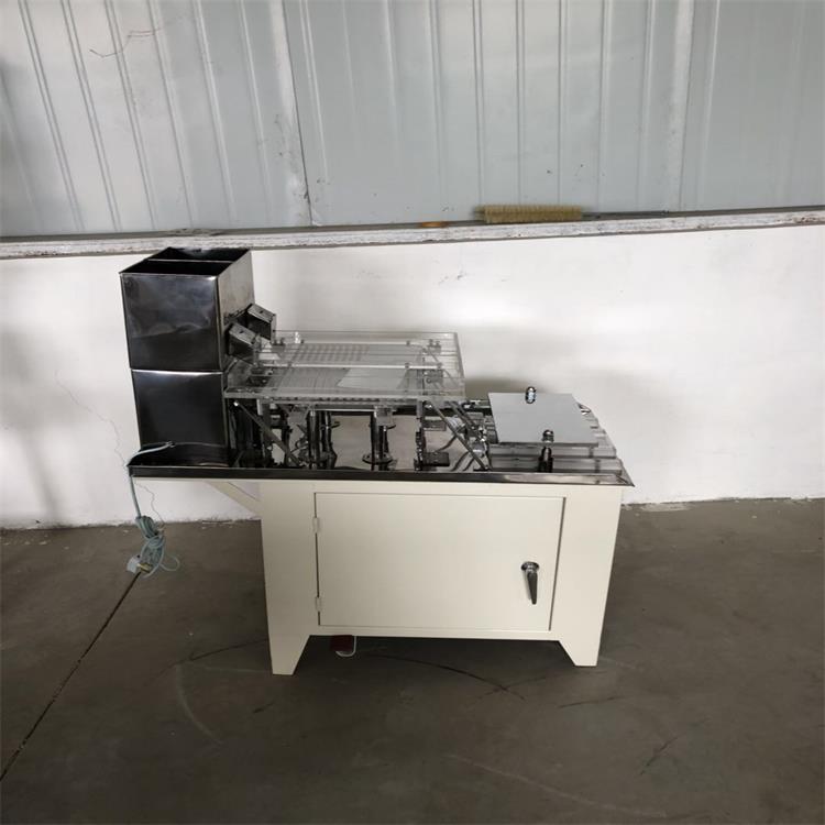 膠囊套合機(jī)   膠囊填充機(jī)   膠囊灌裝機(jī)
