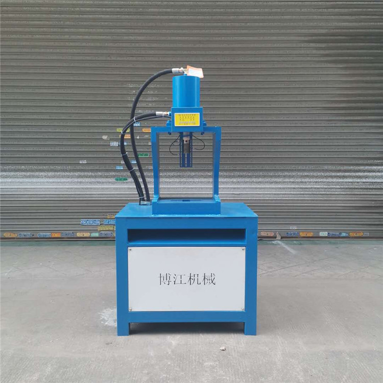 熱銷半自動(dòng)液壓沖孔機(jī) 圓管沖弧機(jī) 快速不銹鋼切45度角 角鋼切割