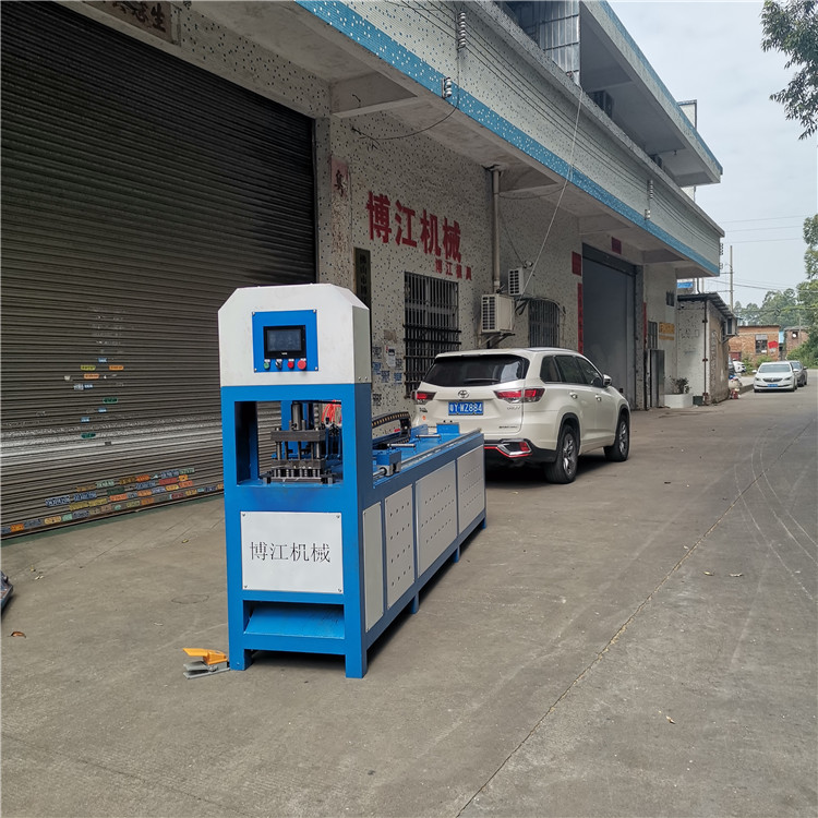 全自動(dòng)數(shù)控沖床不銹鋼圓管防盜網(wǎng)鋁合金鋅鋼護(hù)欄貨架沖孔機(jī)原始圖片3