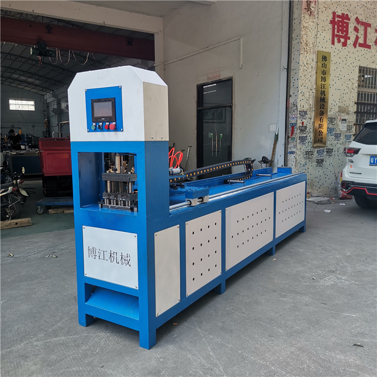 供應不銹鋼養殖設備數控沖孔機 不銹鋼寵物籠子全自動打孔機原始圖片2
