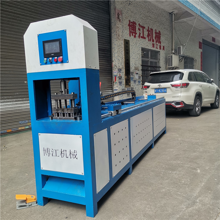 不銹鋼自動沖孔機(jī)角鋼切斷沖孔模具方管下料切斷機(jī)數(shù)控液壓沖孔機(jī)原始圖片3