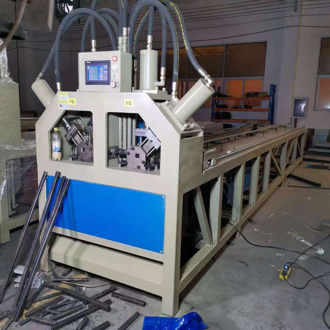 不銹鋼方管沖角機 方管90度切角機 鐵方管切45度一次成型機