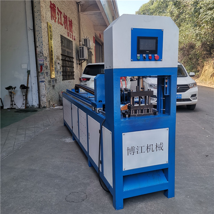 佛山全自動數控液壓沖孔機 不銹鋼防盜網 護欄 貨架 數控沖孔機原始圖片3