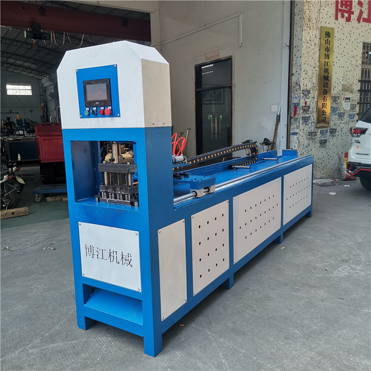 新款樣4管護欄沖孔機 鋅鋼護欄數控沖孔機 6米全自動方管打孔機