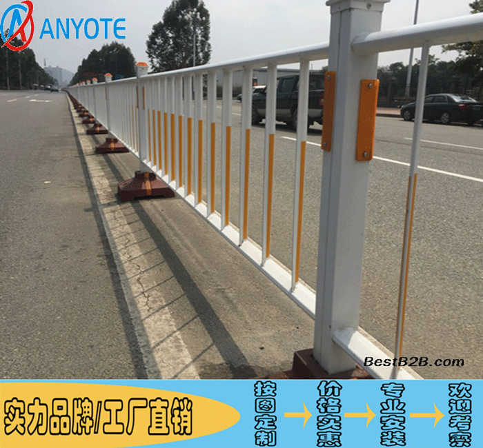 陽江面包管護欄批發(fā) 中山路側(cè)甲型護欄 廣州黃埔市政柵欄包安裝原始圖片2