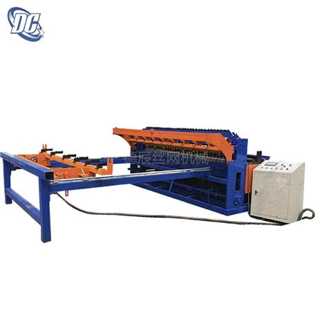 不銹鋼網(wǎng)焊接機   自動焊接機   全自動絲網(wǎng)焊機	自動焊機原始圖片3