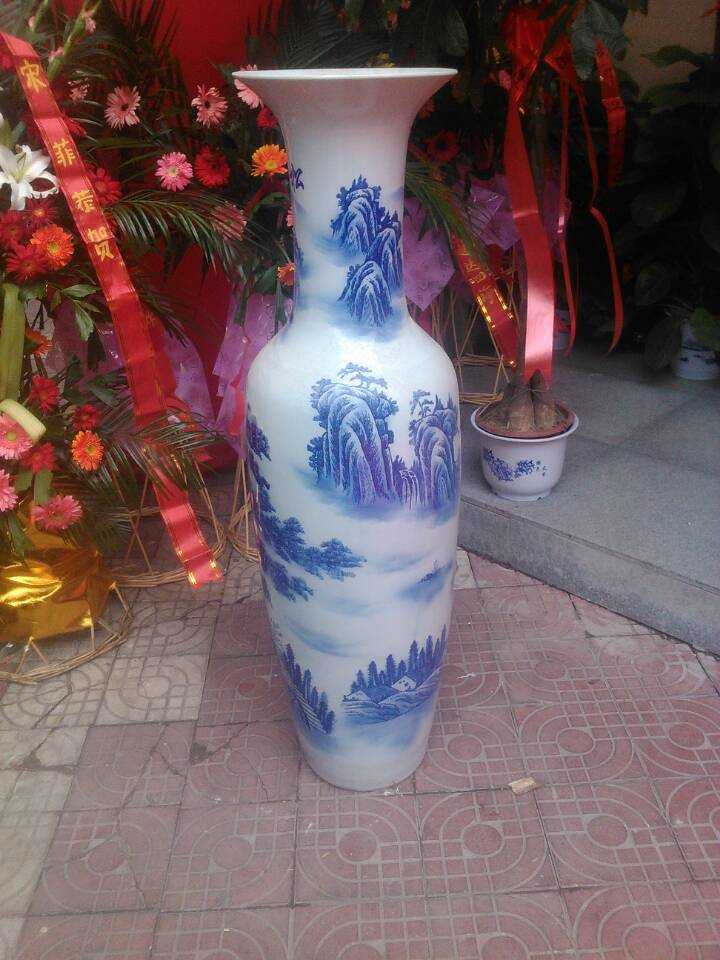 西安迎客松青花大花瓶批發(fā)，各類大花瓶批發(fā)